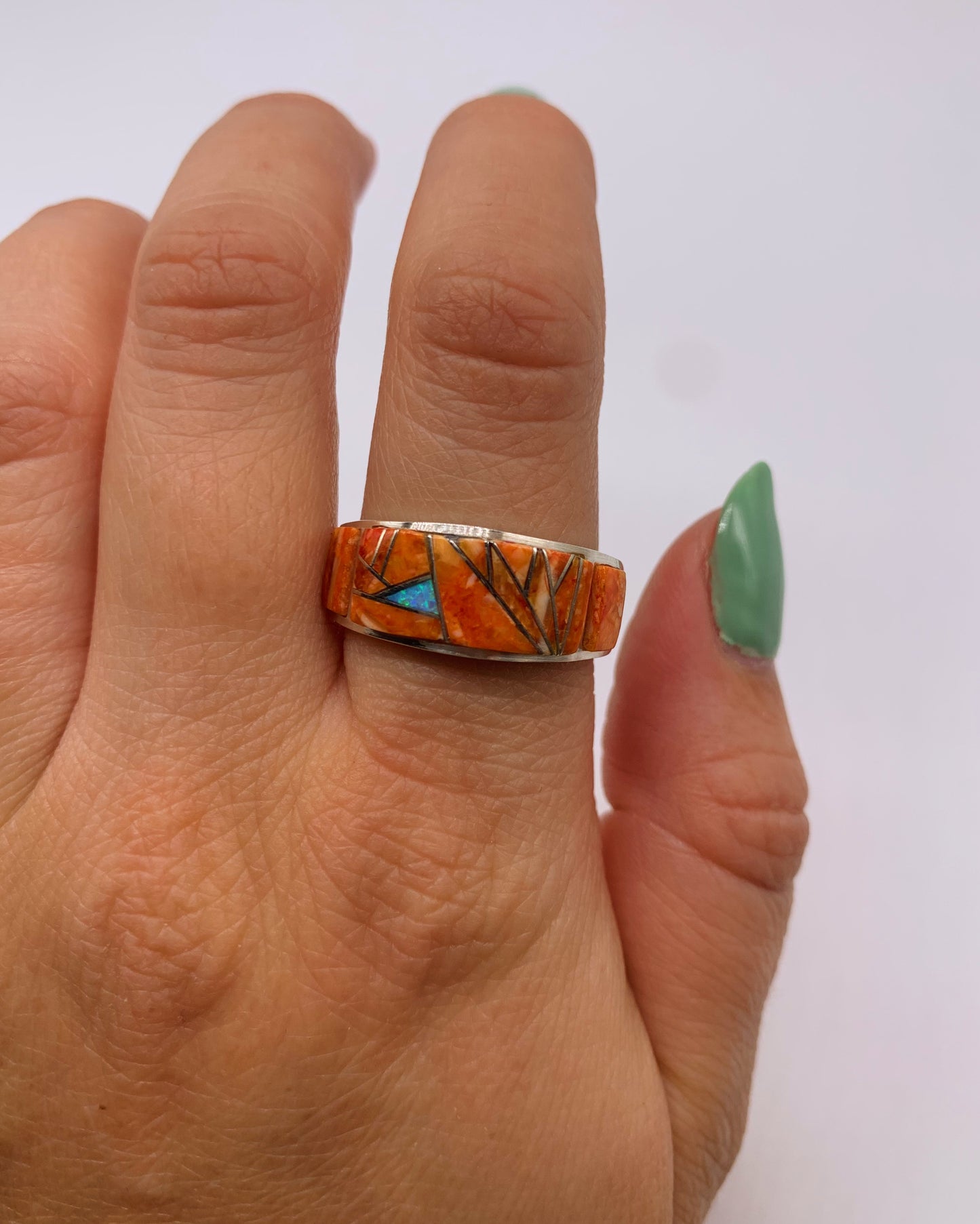 SPINY OYSTER INLAY BAND