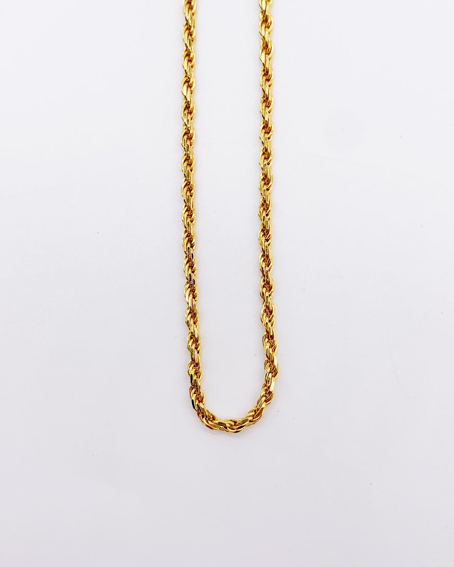 GOLD TWIST LINK NECKLACE