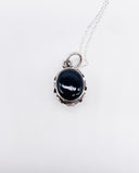 ONYX STONE ARRAY NECKLACE