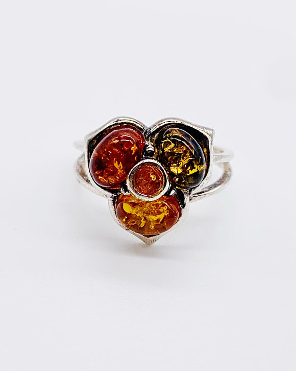 AMBER FLOWER RING ⋄ Size 6.5