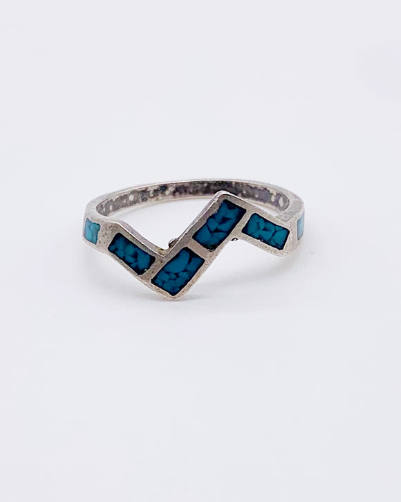 NAVAJO TURQUOISE ZIGZAG RING ⋄ Size 5