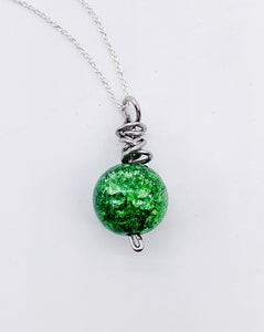 GREEN CRACKLE QUARTZ NECKLACE