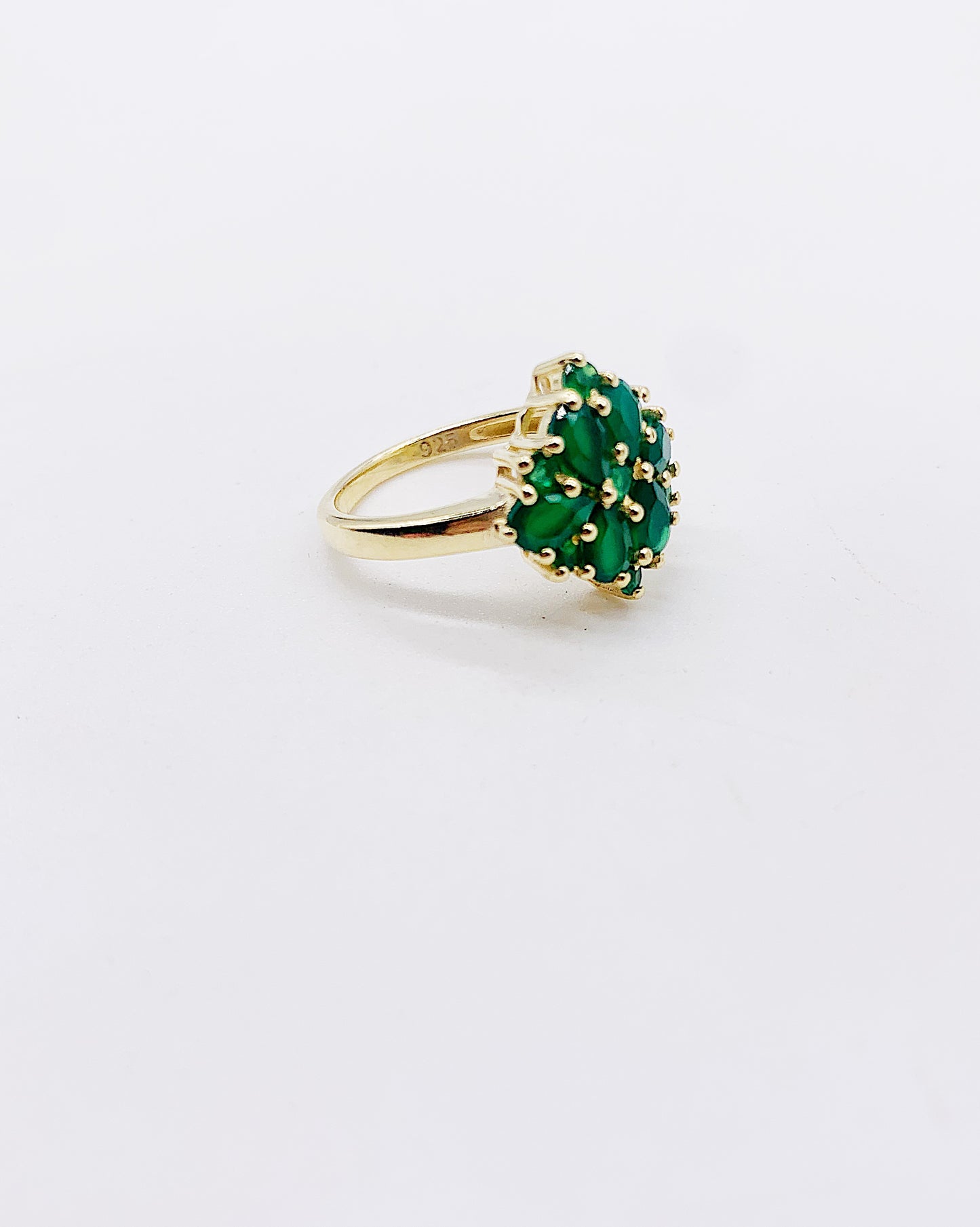 GREEN ONYX CLUSTER GOLD RING