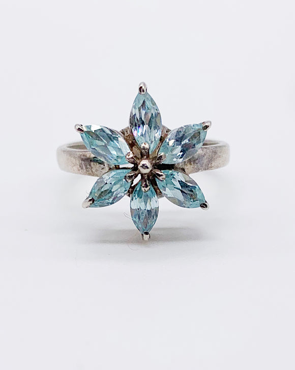 BLUE TOPAZ FLOWER CLUSTER RING ⋄ Size 7