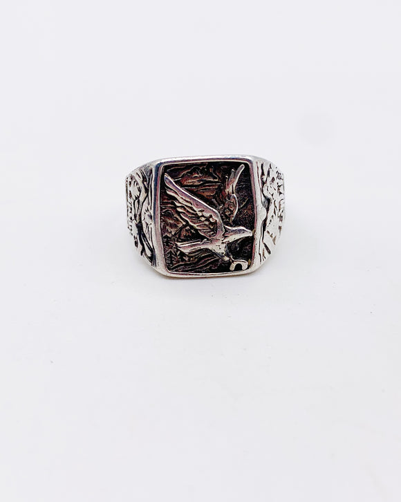 EAGLE SIGNET RING