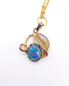 GOLD OPAL NECKLACE