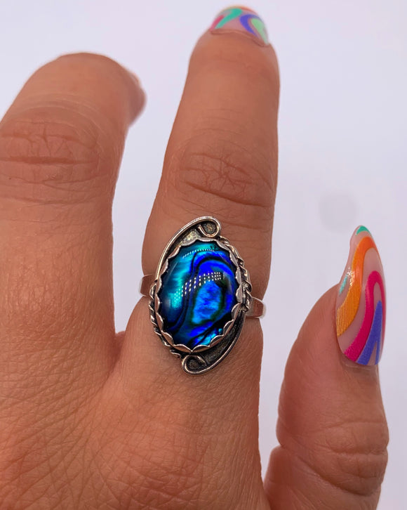 NAVAJO ABALONE SHELL RING ⋄ Size 5.75