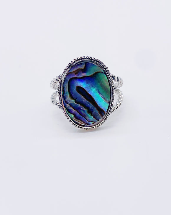 ABALONE SHELL RING ⋄ Size 8