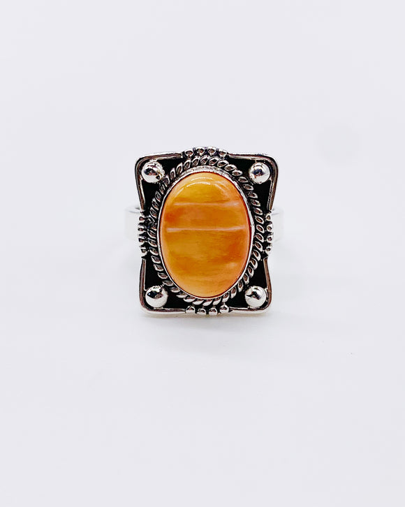 SPINY OYSTER SHIELD RING • Sz 7.25