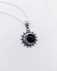 ONYX ECLIPSE NECKLACE