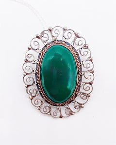 MEXICAN GREEN ONYX NECKLACE