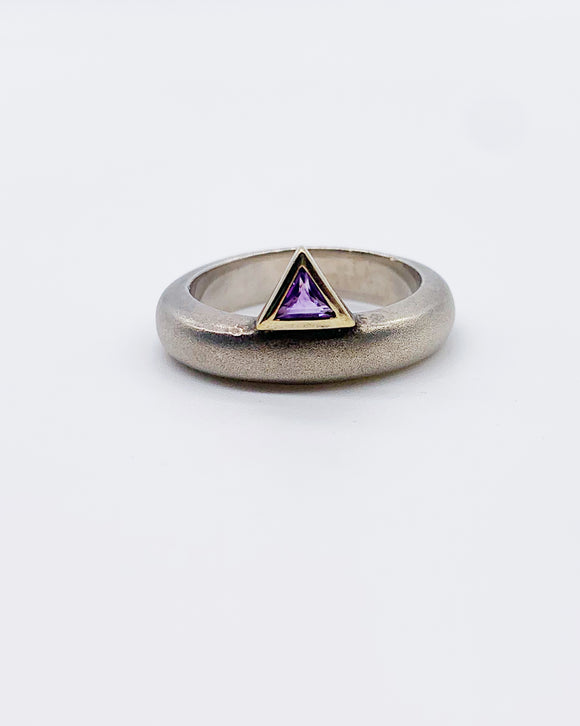 AMETHYST TRIANGLE RING • Sz 9