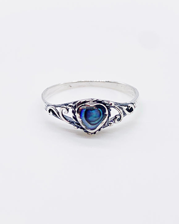 ABALONE HEART RING ⋄ Size 9