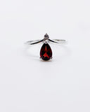 GARNET V RING ⋄ Size 9