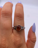 HONEY AMBER LOOP RING ⋄ Size 8