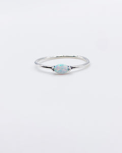 WHITE OPAL RING ⋄ Size 10