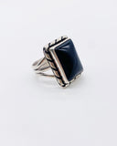 ONYX BLOCK TWIST RING