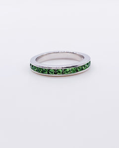 PERIDOT CZ INFINITY BAND • Sz 6