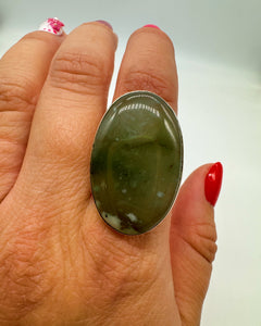 GREEN AVENTURINE RING • Sz 6