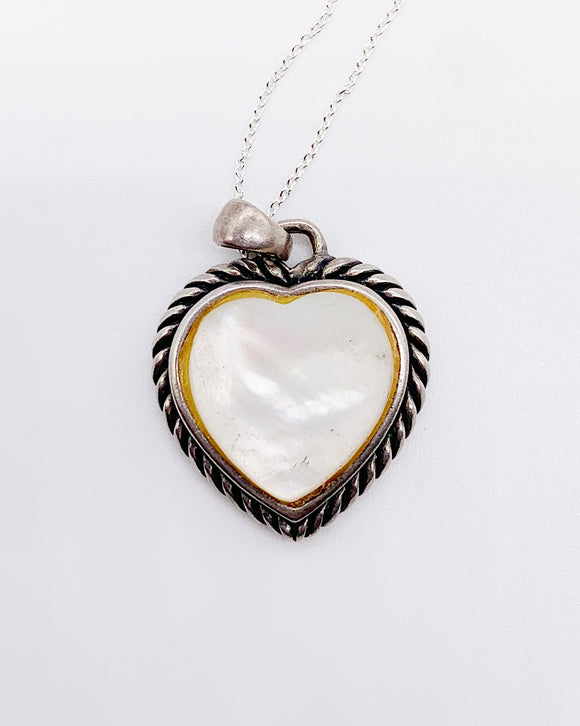 PEARL HEART NECKLACE