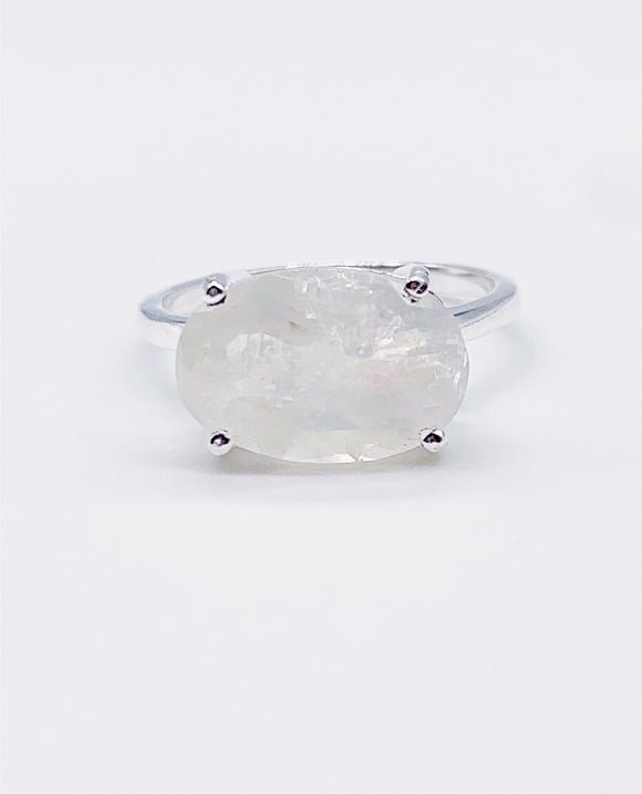 MOONSTONE CLAW RING ⋄ Size 9
