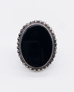 ONYX STATEMENT RING ⋄ Size 6.25