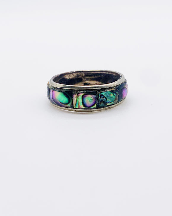 ABALONE SHELL BAND ⋄ Size 4.75