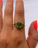 PERIDOT BLOCK RING • Sz 7