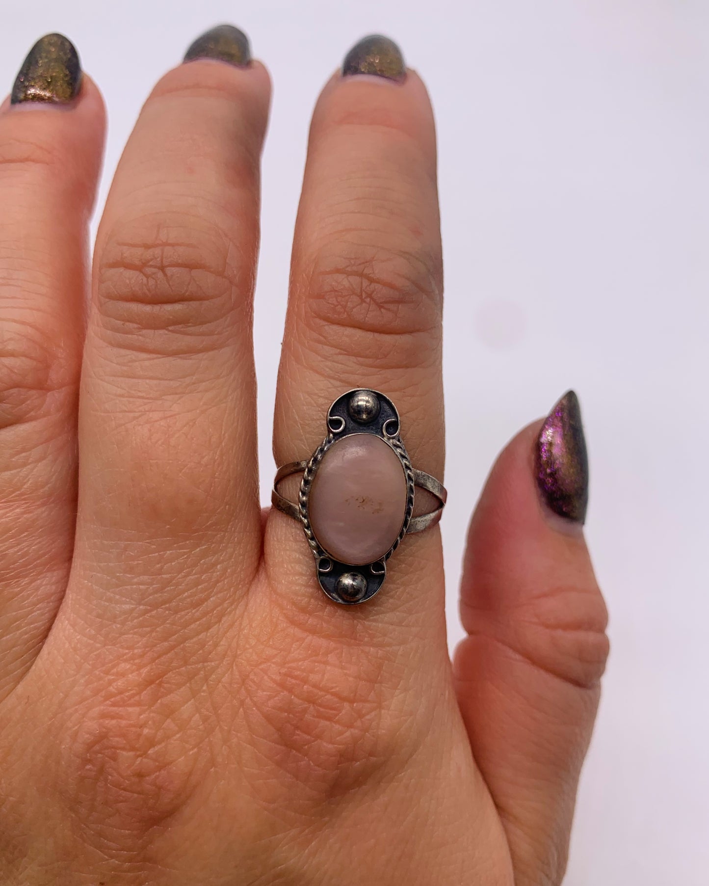 OVAL PINK PEARL RING