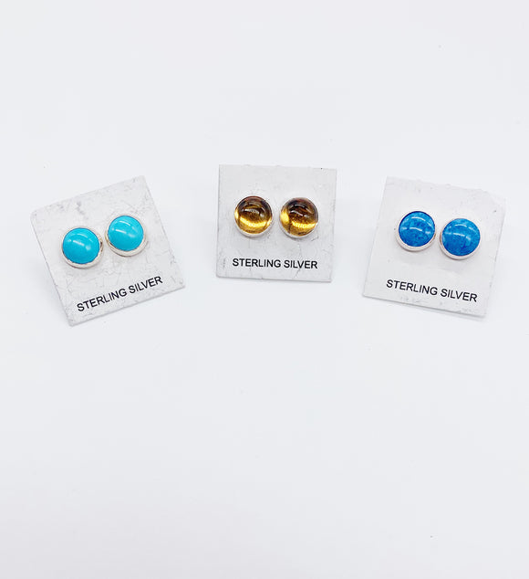 STONE STUD EARRINGS