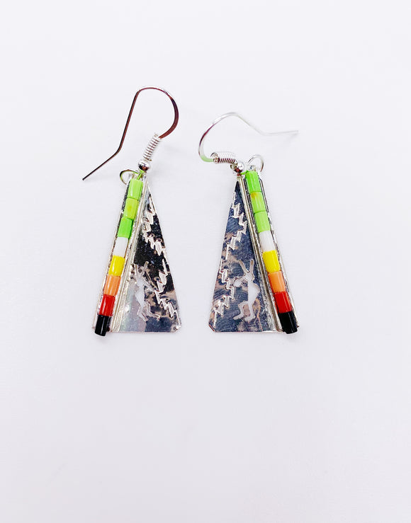 HEISHI TRIANGLE EARRINGS